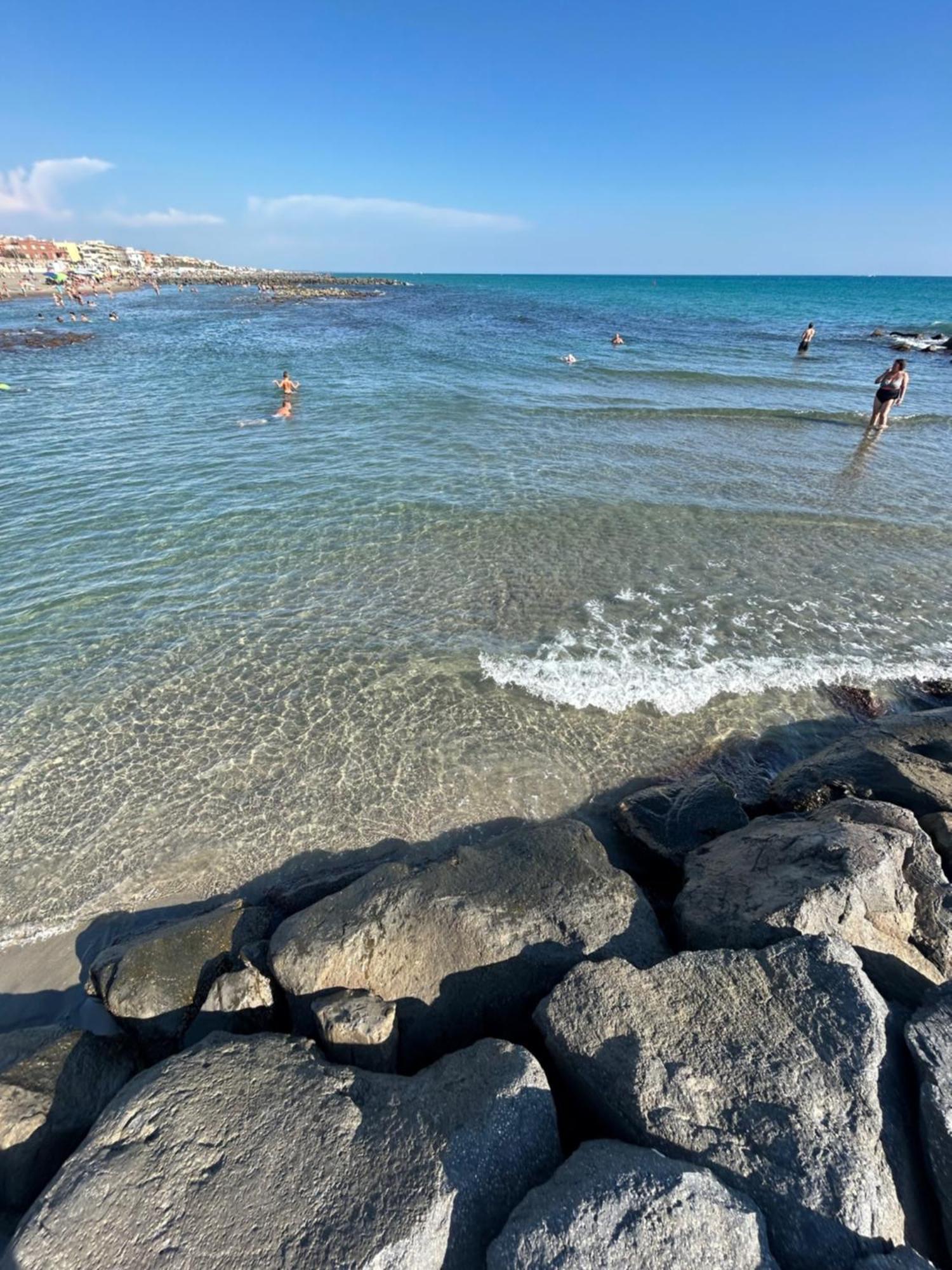 Appartamento 50 Mt Dal Mare Lido di Ostia Luaran gambar